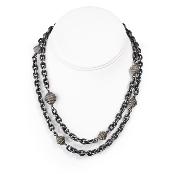 Essential 7 Diamond Bead Necklace -swirl bead